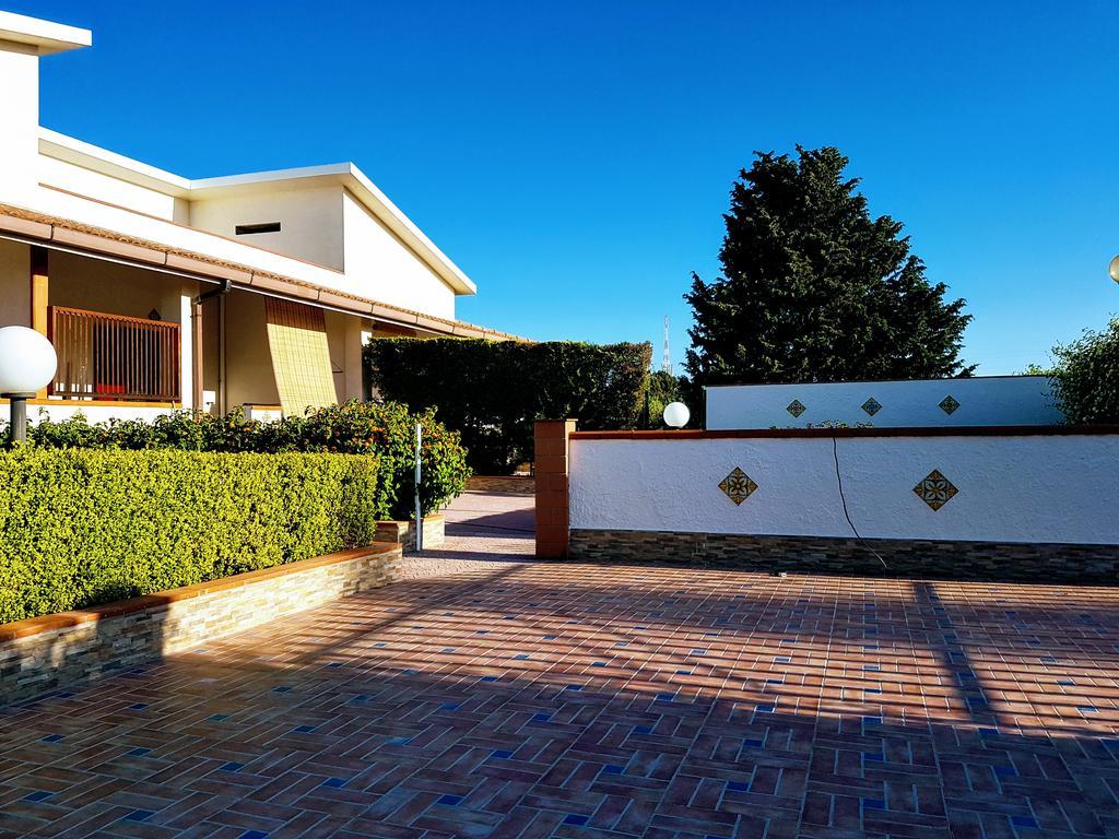 Villa Rosella ชากกา ภายนอก รูปภาพ